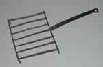 Roasting grill with seven bars