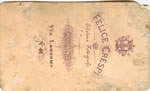 Carte de visite, trouve dans le mur de la 