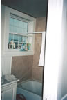 Salle de bain, anciennement faisant partie de la chambre de Jrme, chez Ddier Comeau