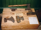 Haches Grnsfors 4, pour couper le bois, dix-neuvime sicle